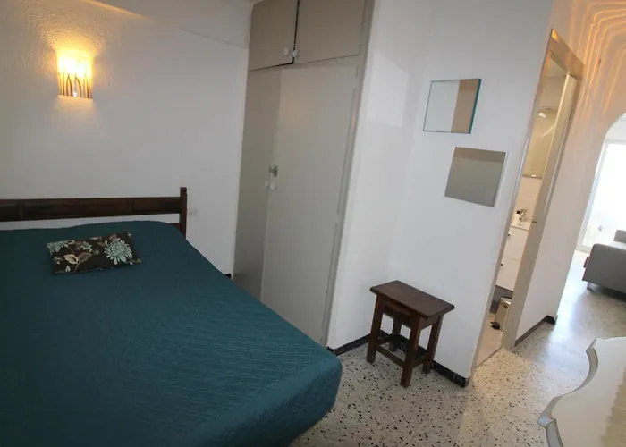 Estudio Comodo A 20m De La Playa Con Terraza - Hisp-288-56 Empuriabrava