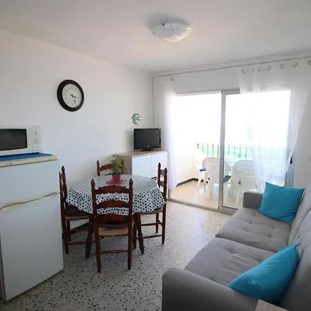Estudio Comodo A 20m De La Playa Con Terraza - Hisp-288-56 Empuriabrava