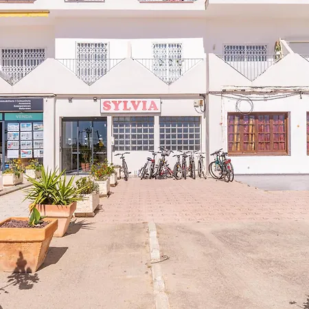 Estudio Comodo A 20m De La Playa Con Terraza - Hisp-288-56 Empuriabrava